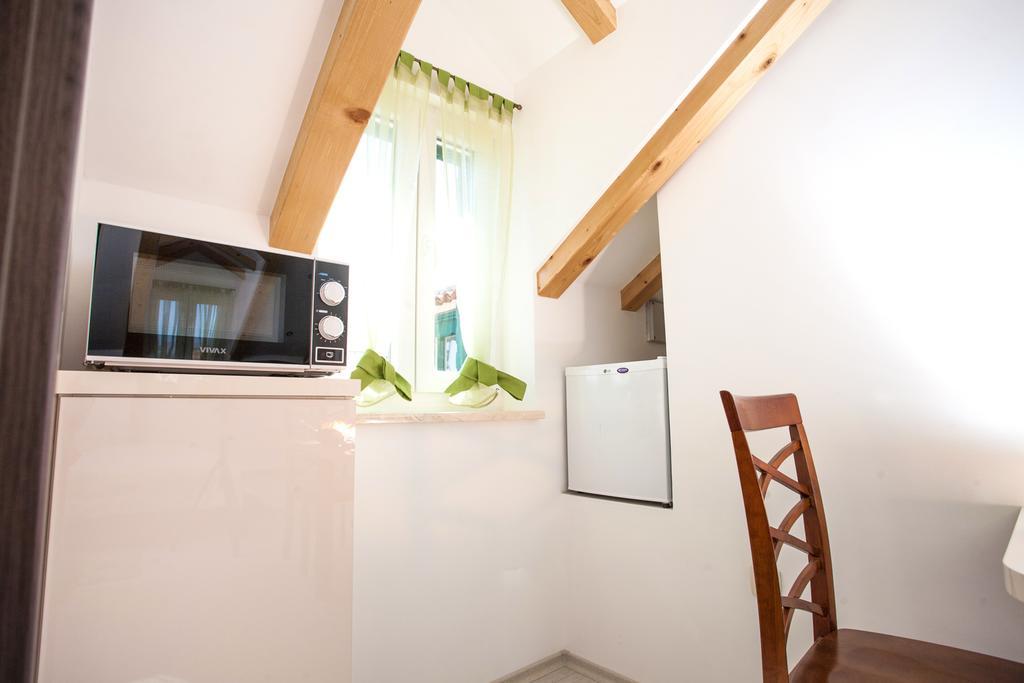 Apartments & Room Kartolina Spalato Esterno foto